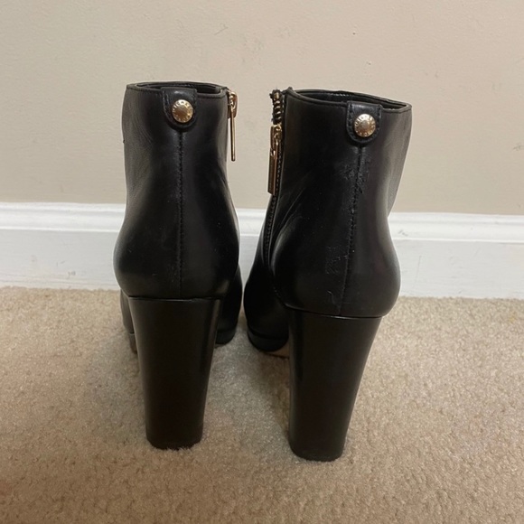 Michael Kors Frenchie Leather Booties Size 8 - Picture 6 of 8